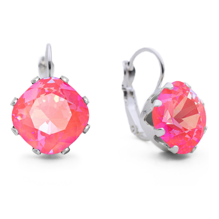 Center Stage Mega Leverback