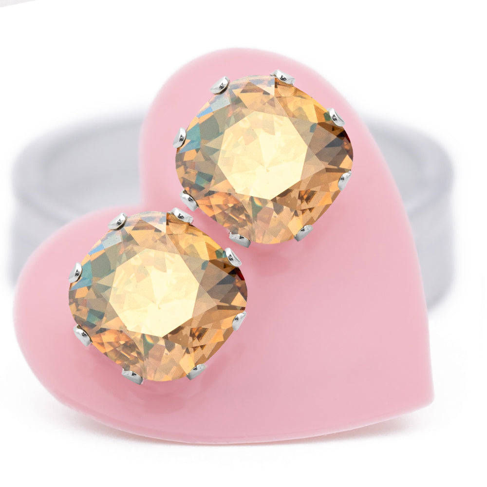 Vanilla Cushion - JoJo Loves You