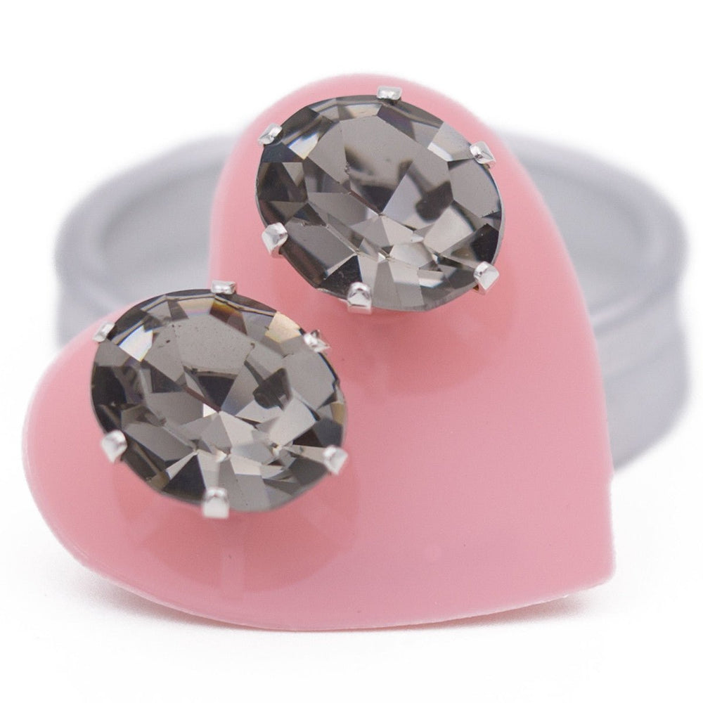 Vintage Hazel Oval - JoJo Loves You